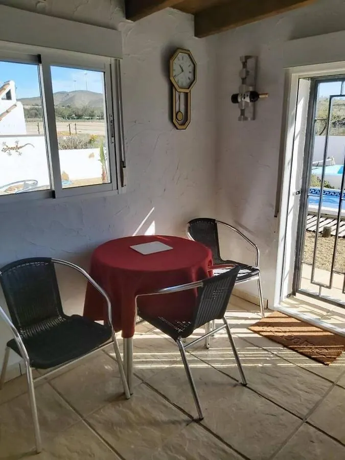 2-Bed Villa With Pool Garden & Parking Near Seron
